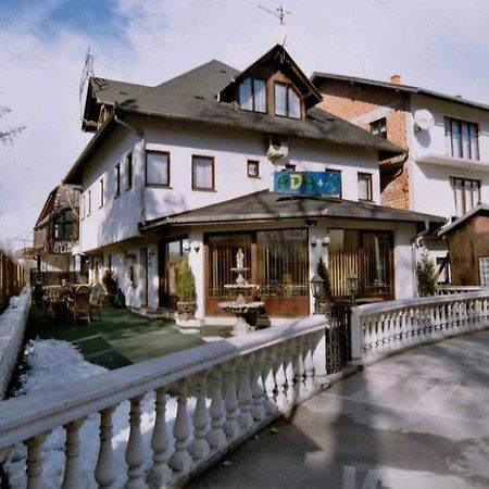 Ada S Hotel Bihac Bagian luar foto